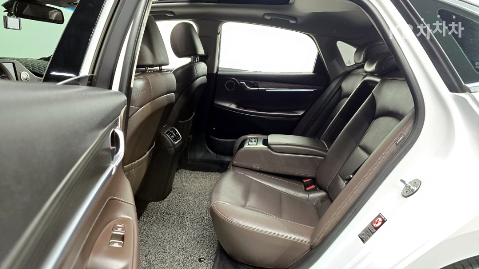 Hyundai Grandeur — miniaturë 12