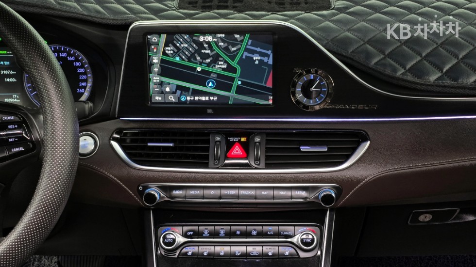 Hyundai Grandeur — miniaturë 18