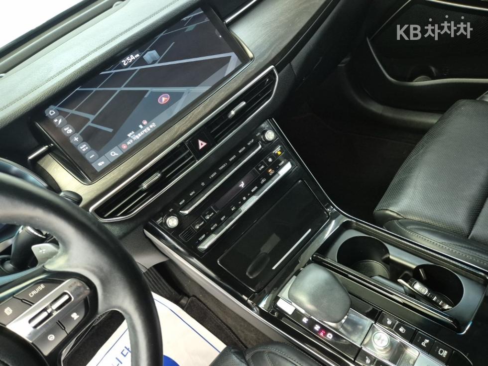 2020 - kia k7