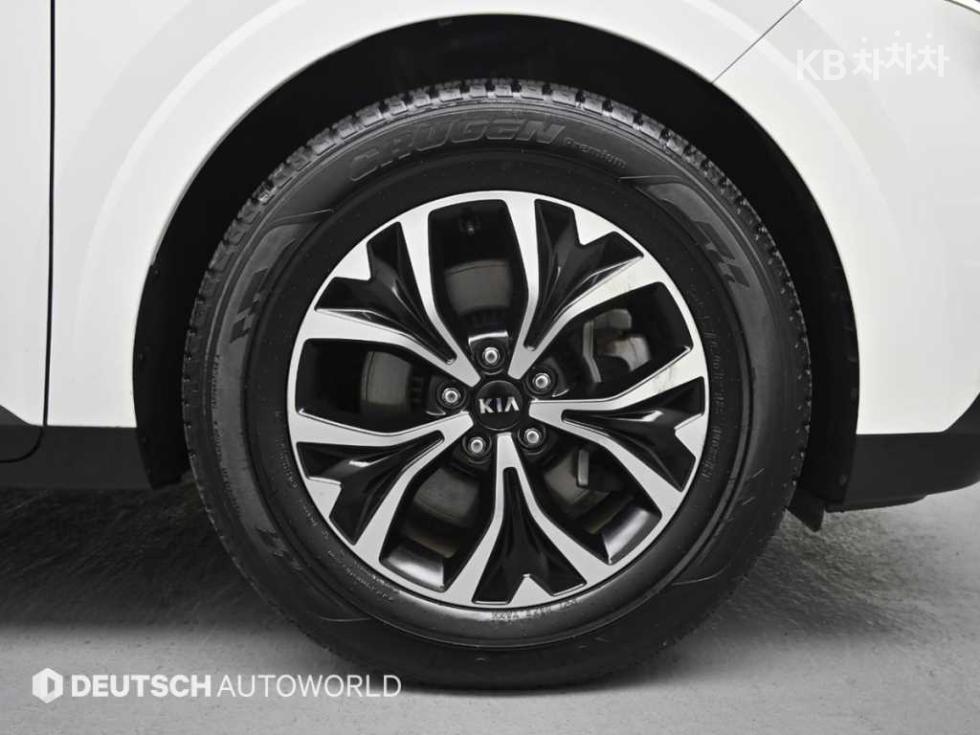 2021 - kia carnival
