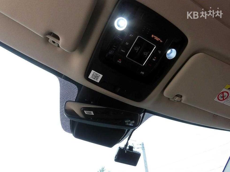2021 - kia carnival