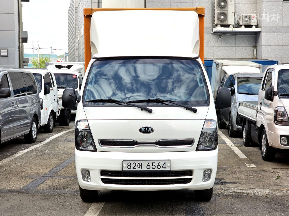 2019 - kia bongo iii