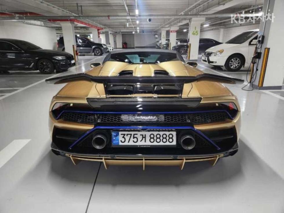 Lamborghini Huracán — miniaturë 3