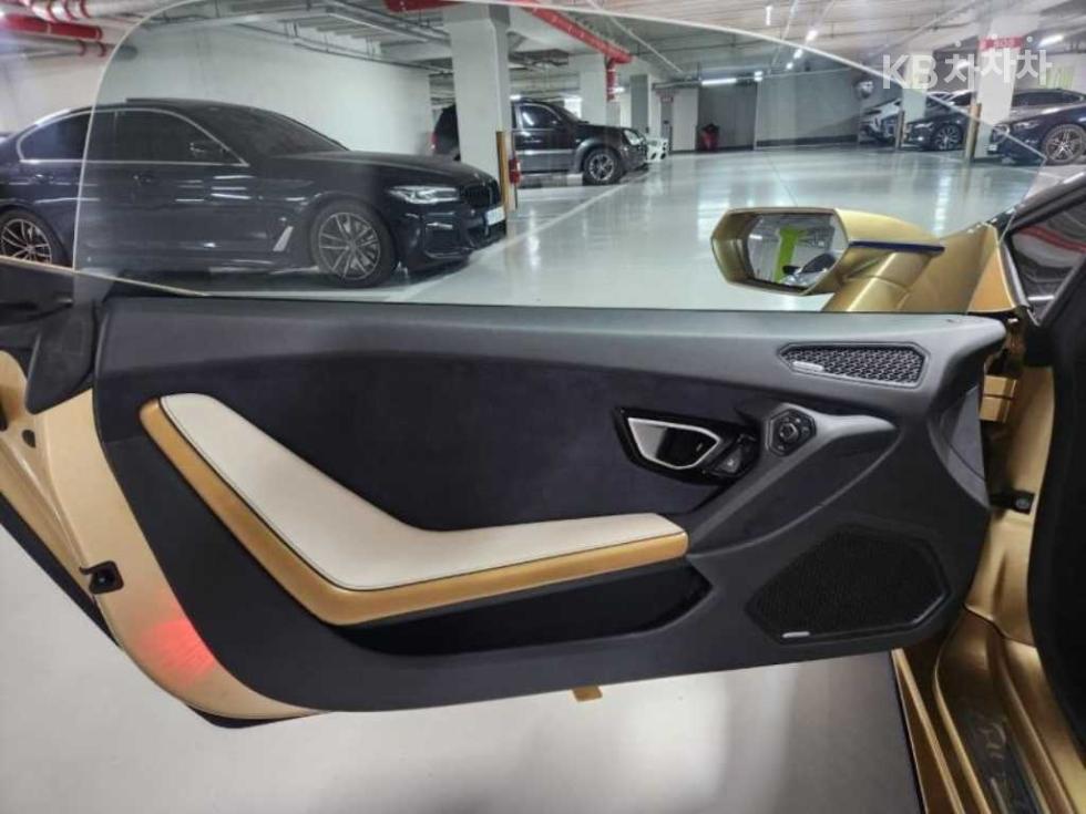 Lamborghini Huracán — miniaturë 12