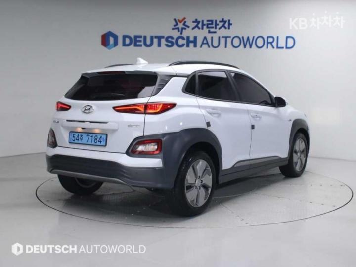 Hyundai Kona Electric Premium 3