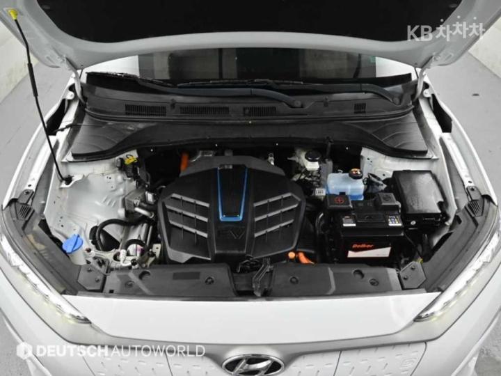 Hyundai Kona Electric Premium 7