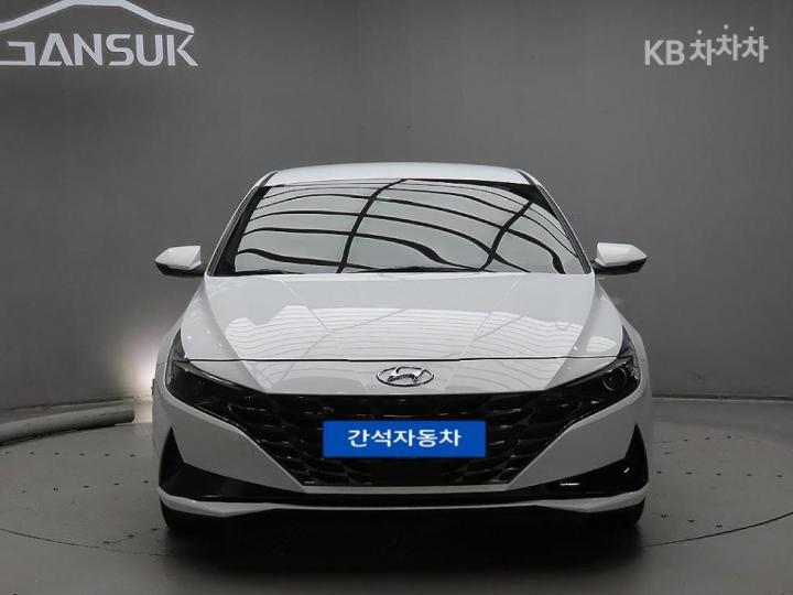 Hyundai Avante CN7 1.6 Gasoline Modern