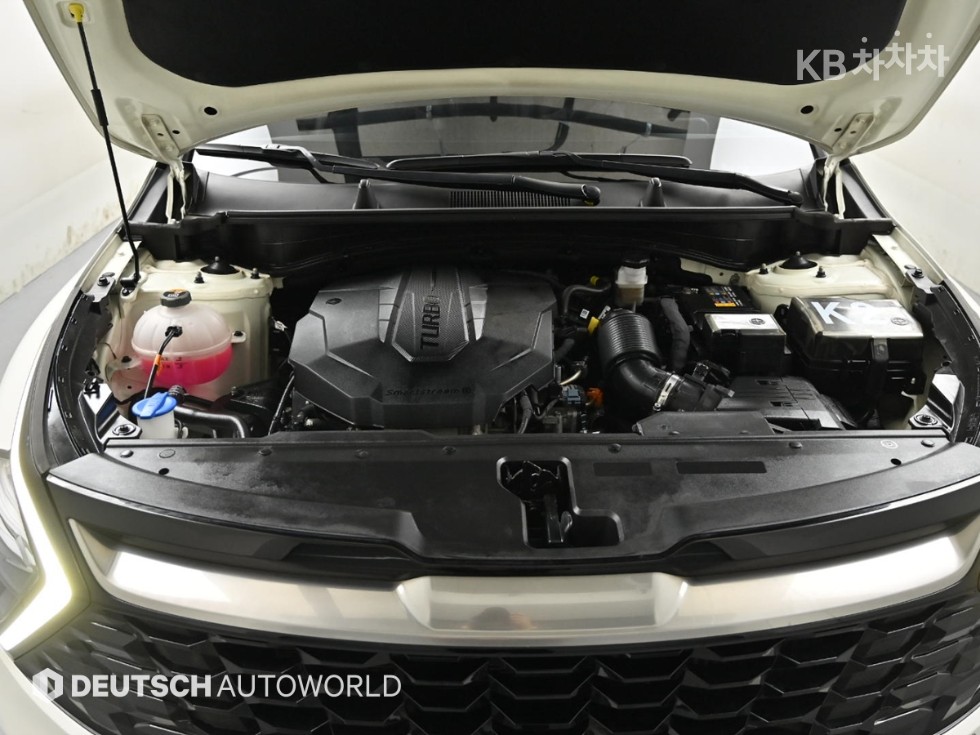 2022 - kia sportage