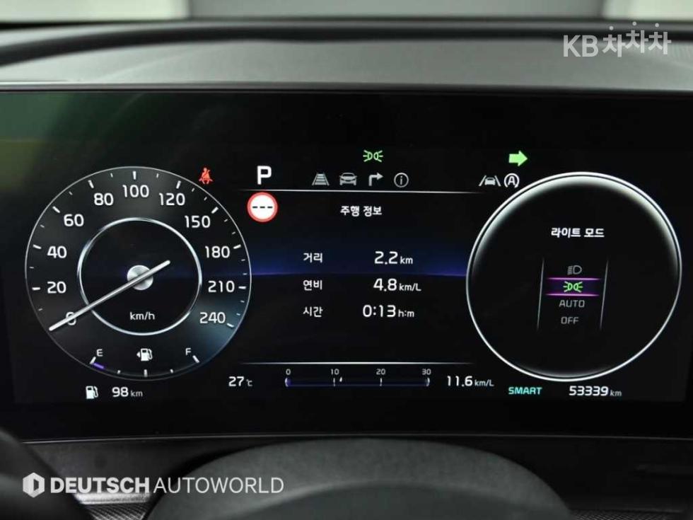 2022 - kia sportage