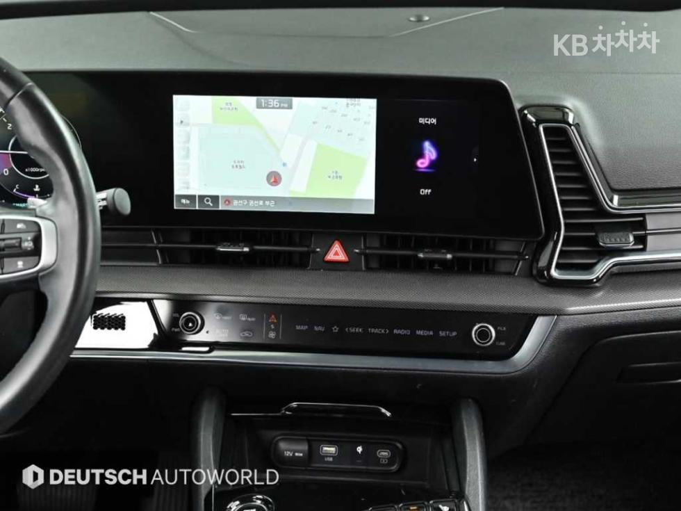 2022 - kia sportage