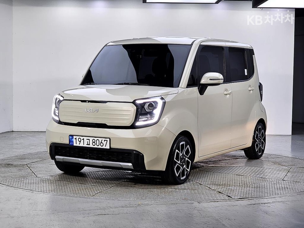 2023 - kia kia