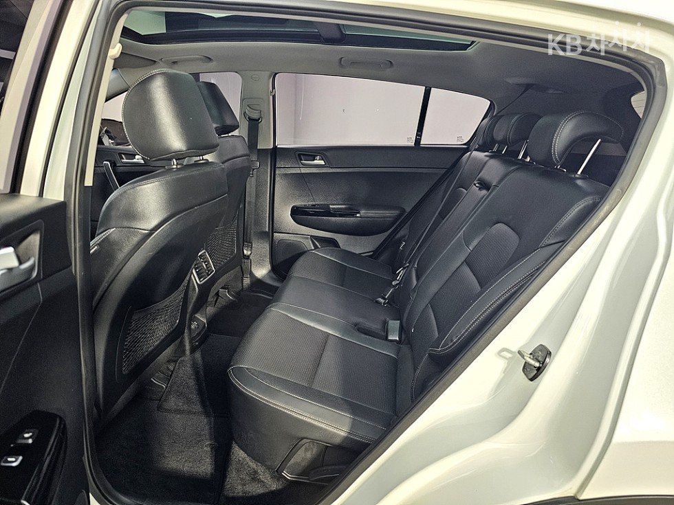 2016 - kia sportage