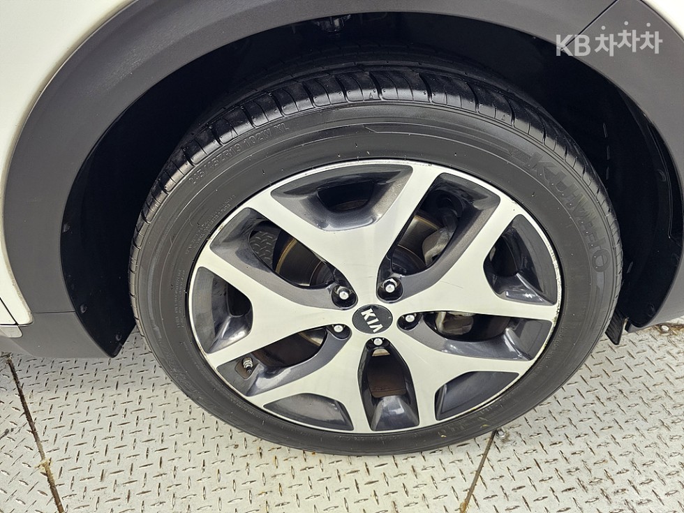 2016 - kia sportage