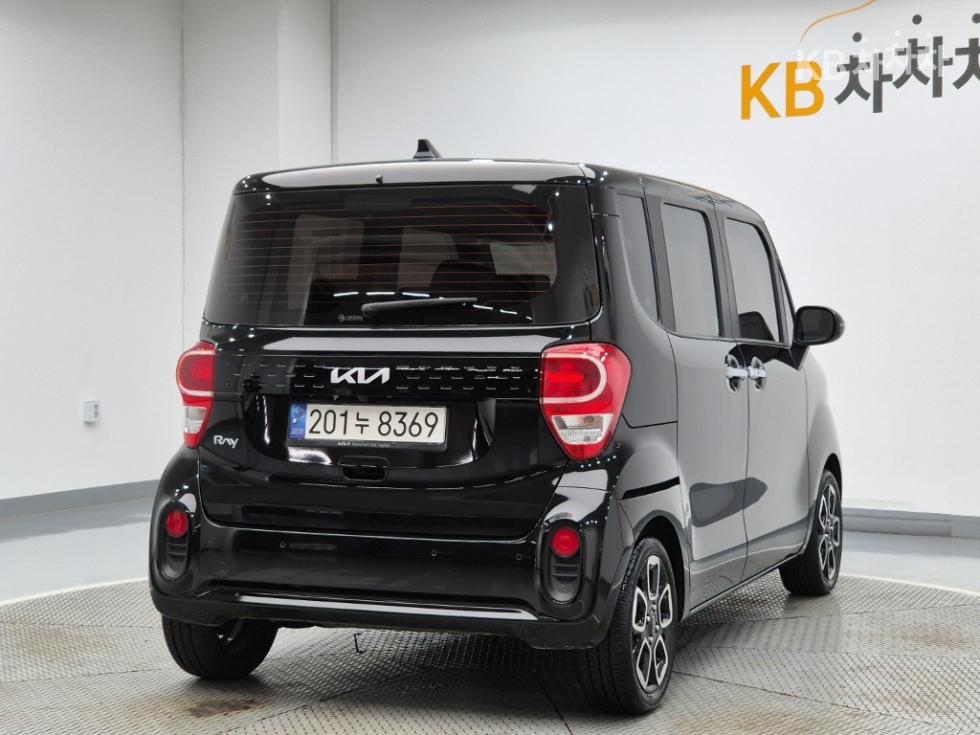 2022 - kia ray