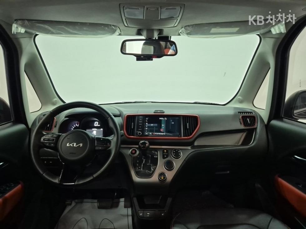 2022 - kia ray