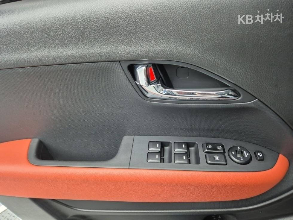 2022 - kia ray