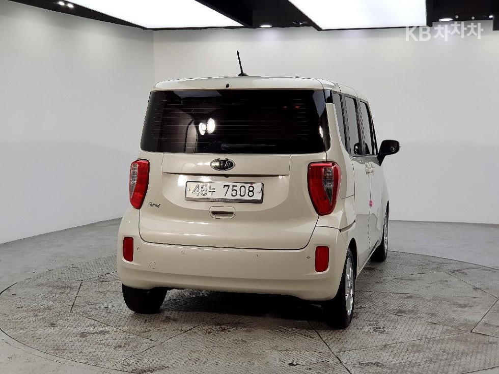 2012 - kia ray