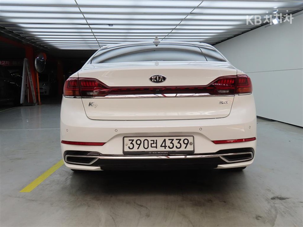 2020 - kia k7