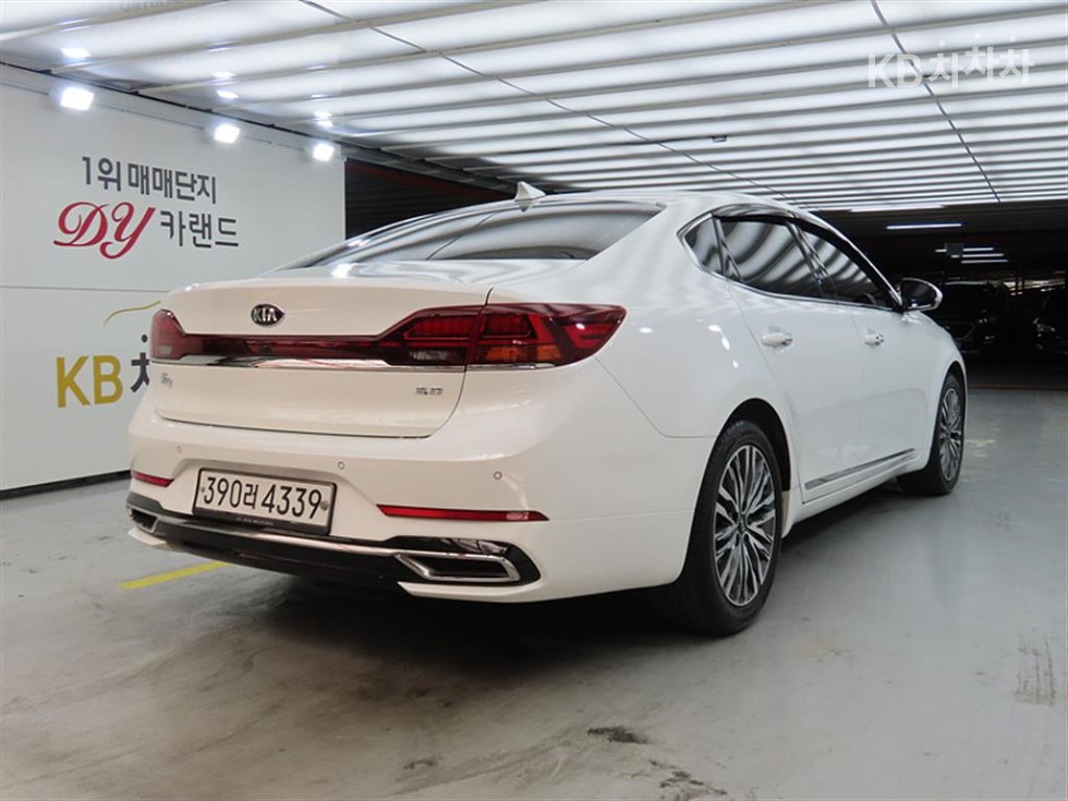 2020 - kia k7