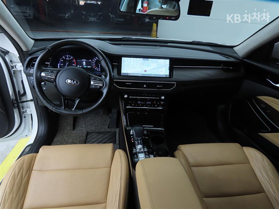 2020 - kia k7