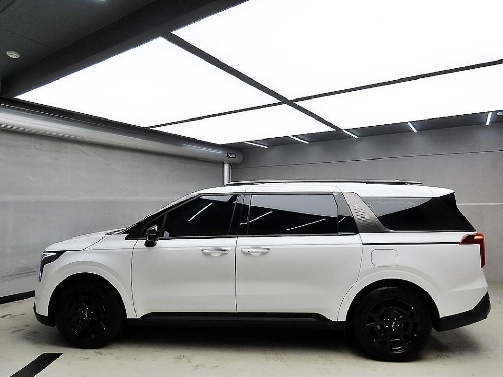 2025 - kia carnival