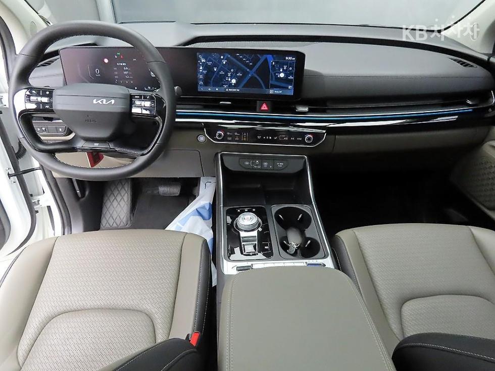 2025 - kia carnival