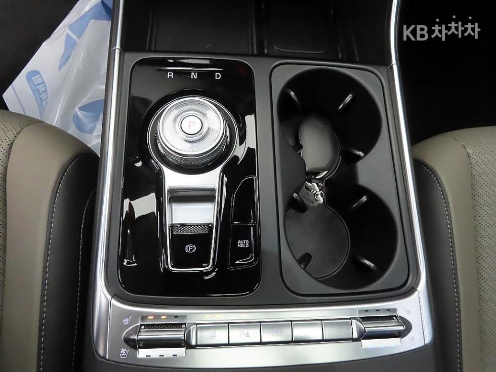 2025 - kia carnival