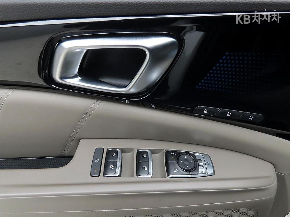 2025 - kia carnival