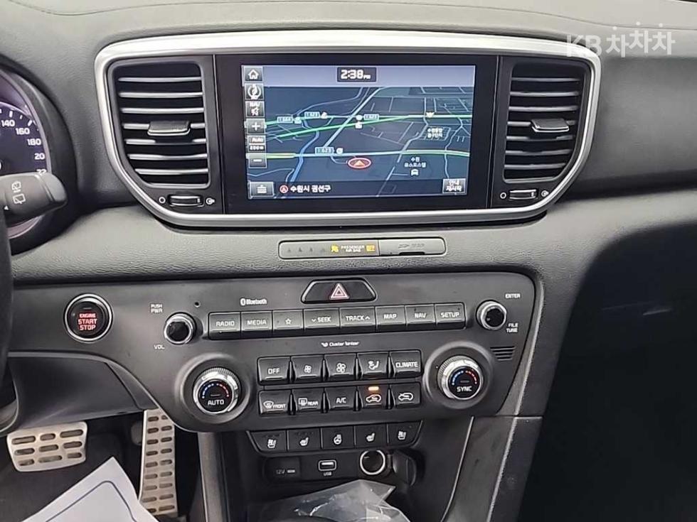 2020 - kia sportage