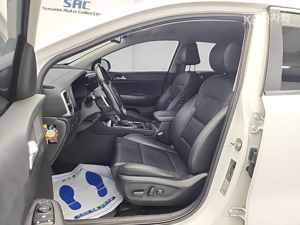 2020 - kia sportage