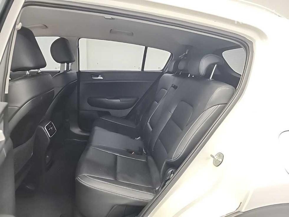 2020 - kia sportage