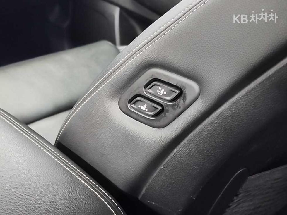 2020 - kia sportage