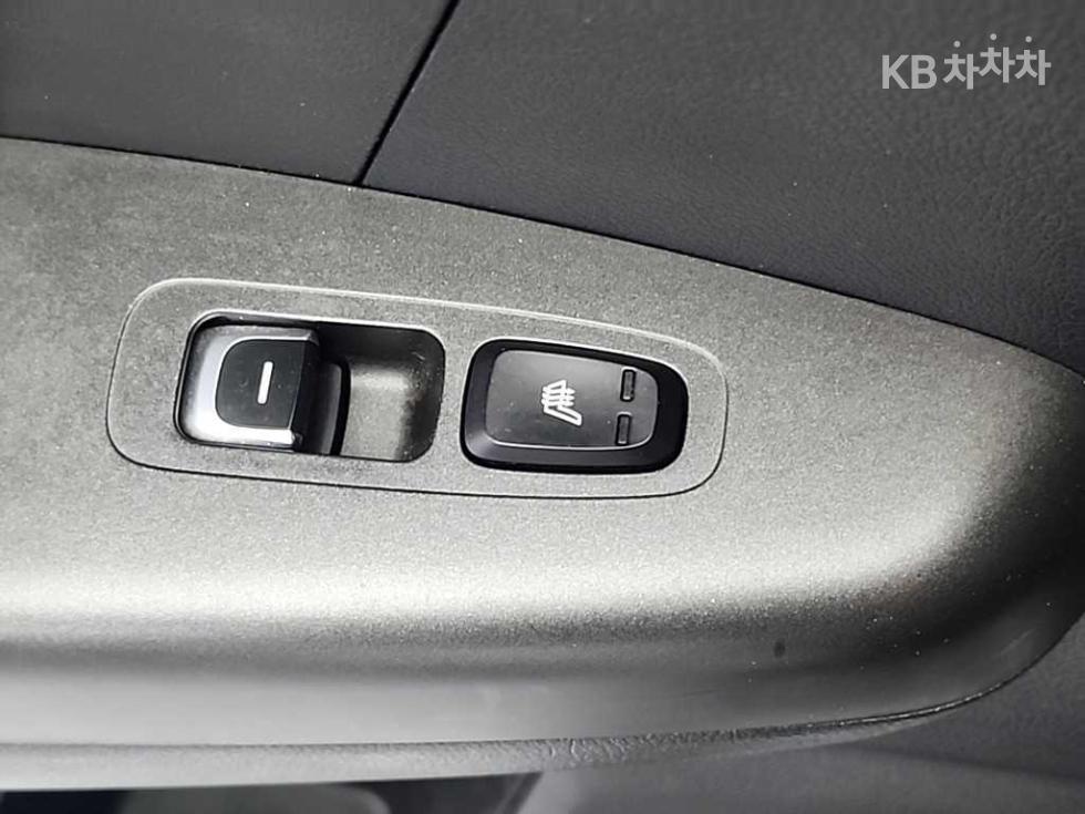 2020 - kia sportage