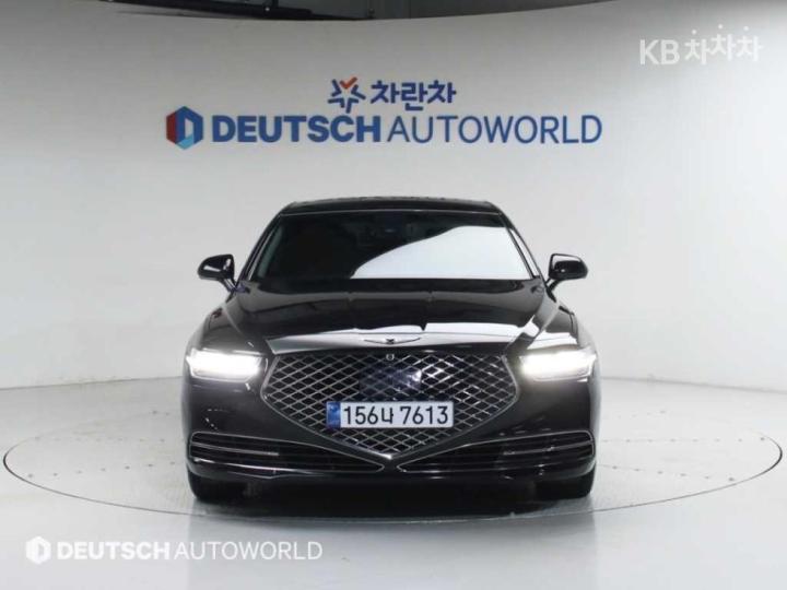Genesis G90 3.8 GDi AWD Premium Luxury 4