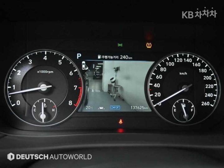 Genesis G90 3.8 GDi AWD Premium Luxury 9