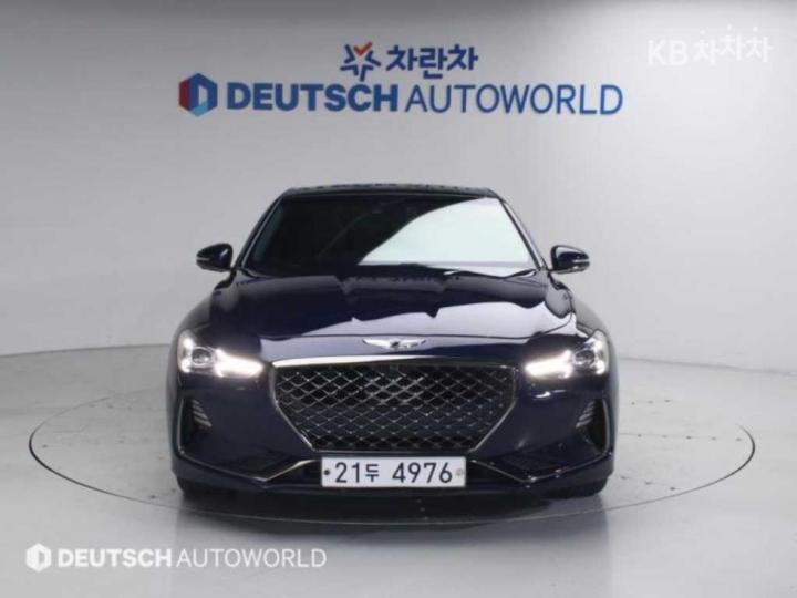 Genesis G70 SPORT 3.3T SPORT AWD Prestige 4