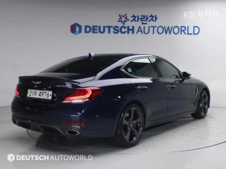 Genesis G70 SPORT 3.3T SPORT AWD Prestige 5