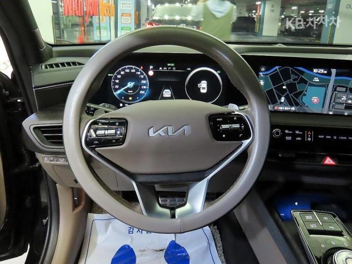 Kia K8 Hybrid 1.6 Turbo Signature 9