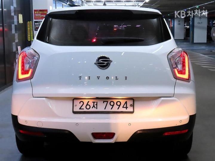 KG Mobility (Ssangyong) Tivoli Gasoline LX Premium Type 6