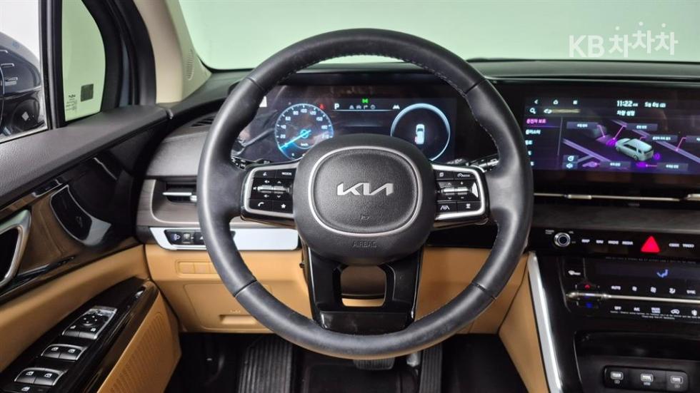 2022 - kia carnival