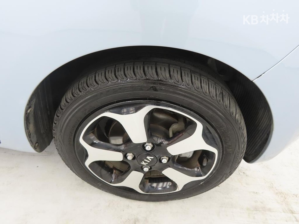 2013 - kia ray