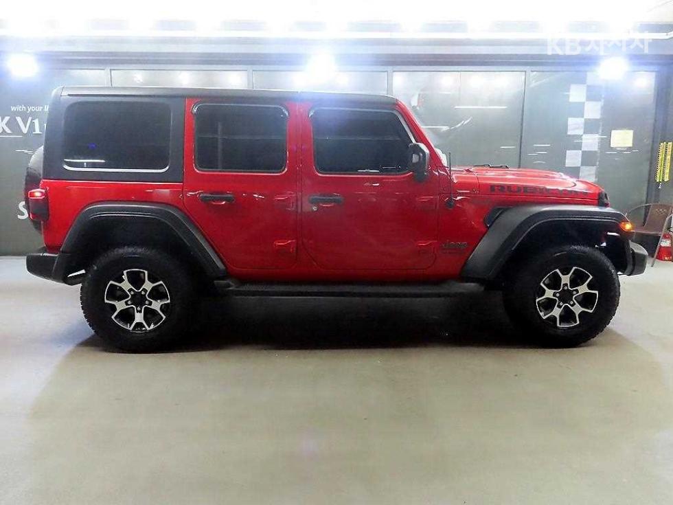 2021 Jeep (JL) photo