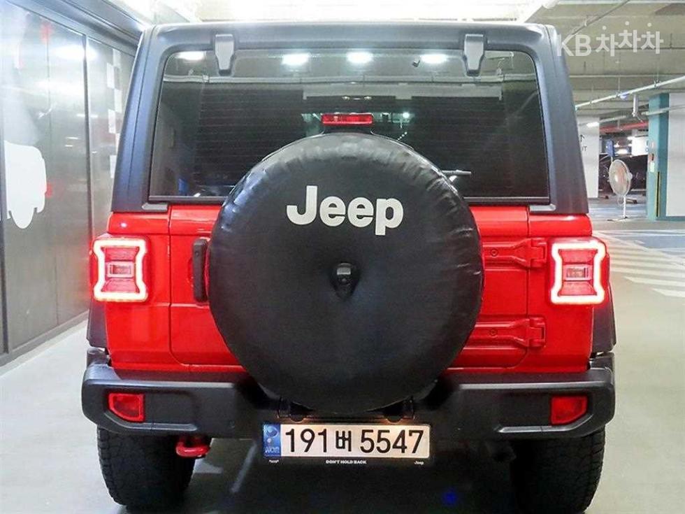 2021 Jeep (JL) photo
