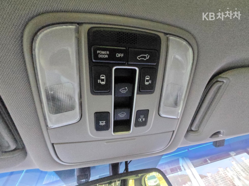 2017 - kia carnival