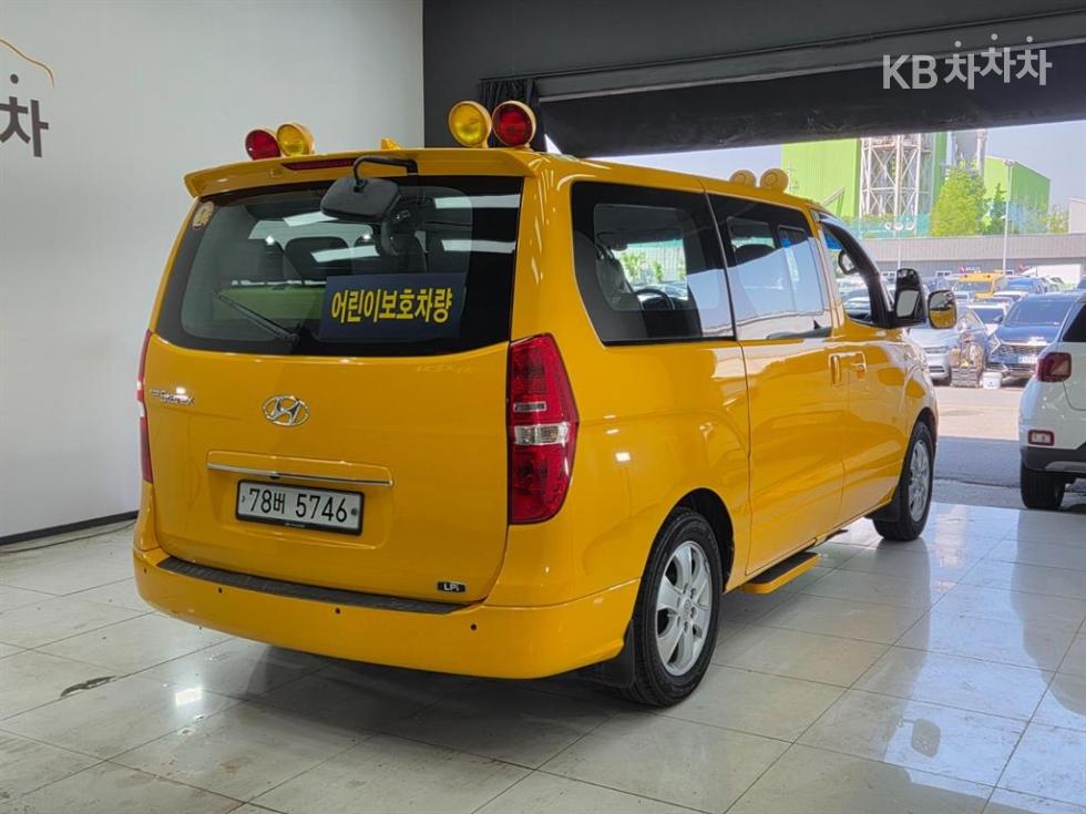 Hyundai Starex — miniaturë 2