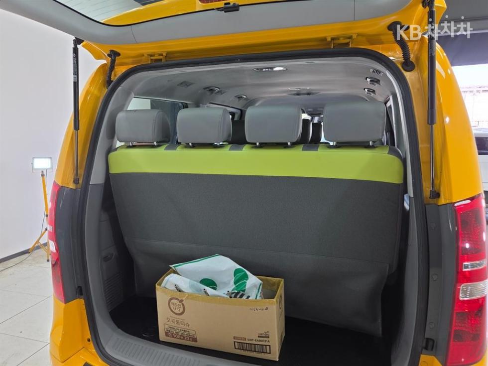 Hyundai Starex — miniaturë 5