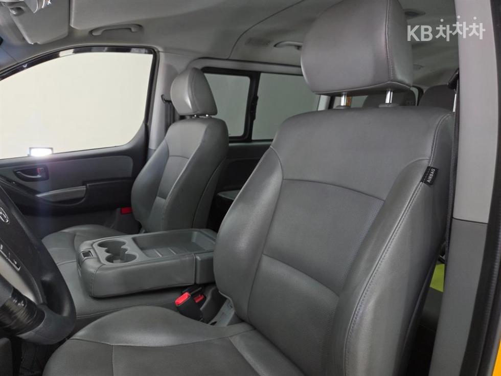 Hyundai Starex — miniaturë 15