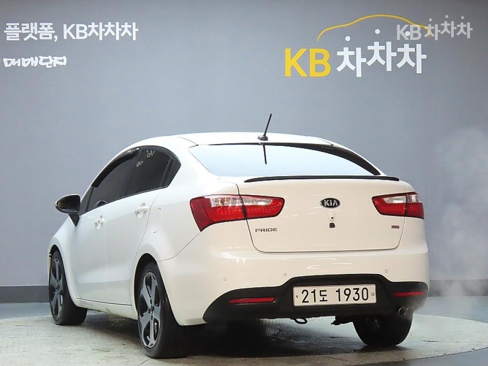 2012 - kia pride