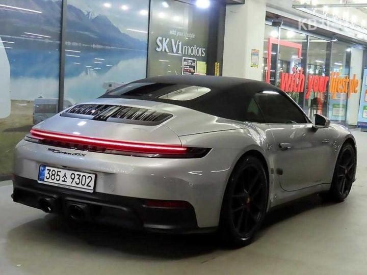 Porsche 911 — miniaturë 4