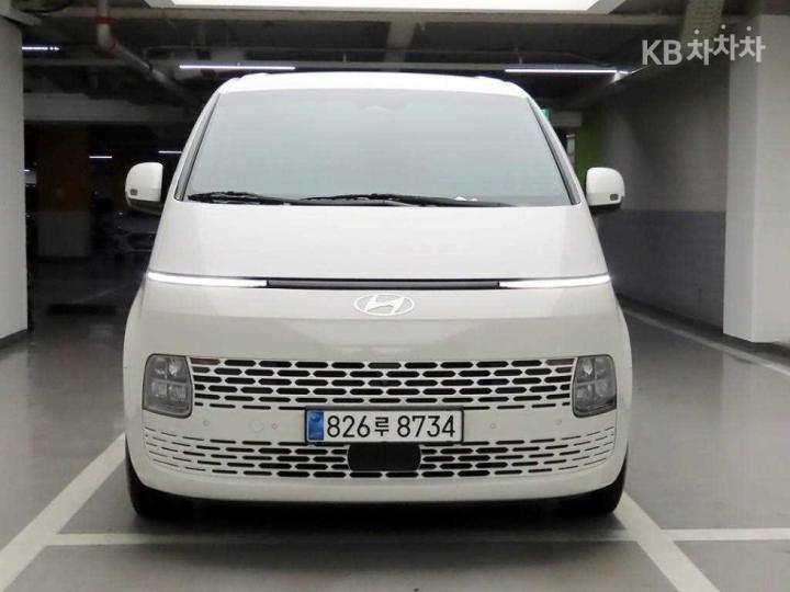 Hyundai Staria 3.5 LPG 카고 3 — foto 1